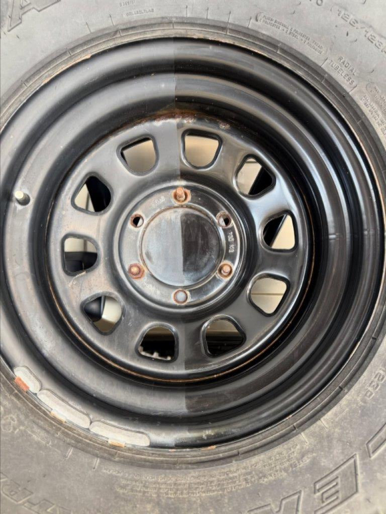 Comparison shot of Rig Revive - powder coat restoration on steel rim